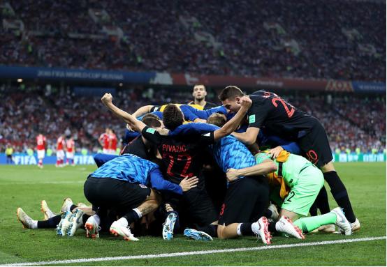 多人点球大战（多人点球大战，激情与技术的较量）