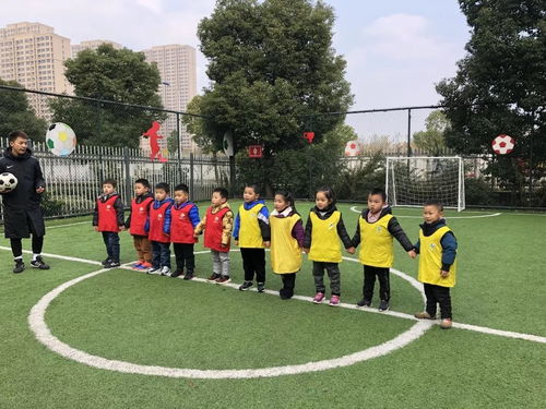 足球小游戏（足球小游戏的魅力与乐趣）